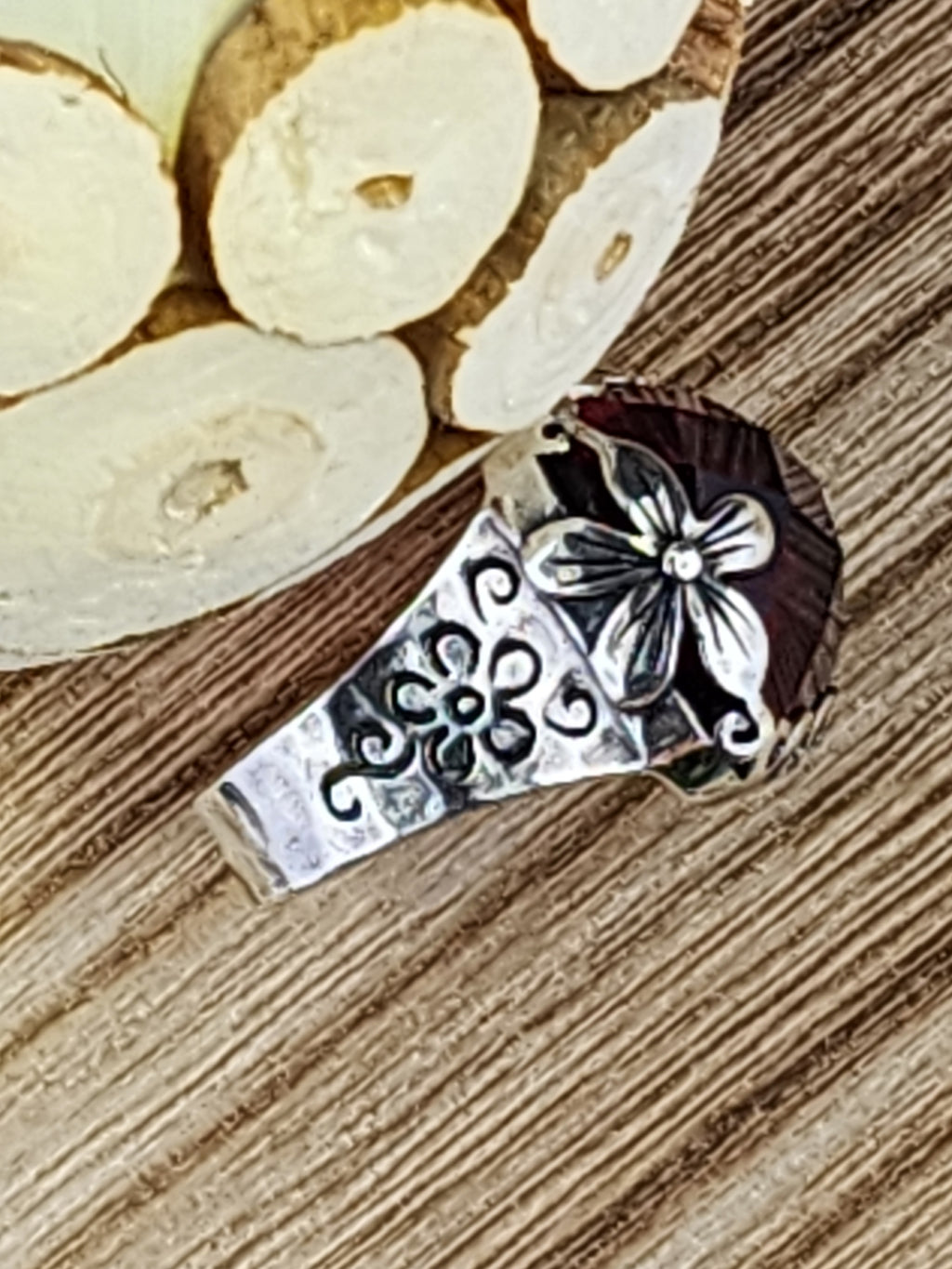 Silpada Berry Licious Flower Ring .925 - Size 8