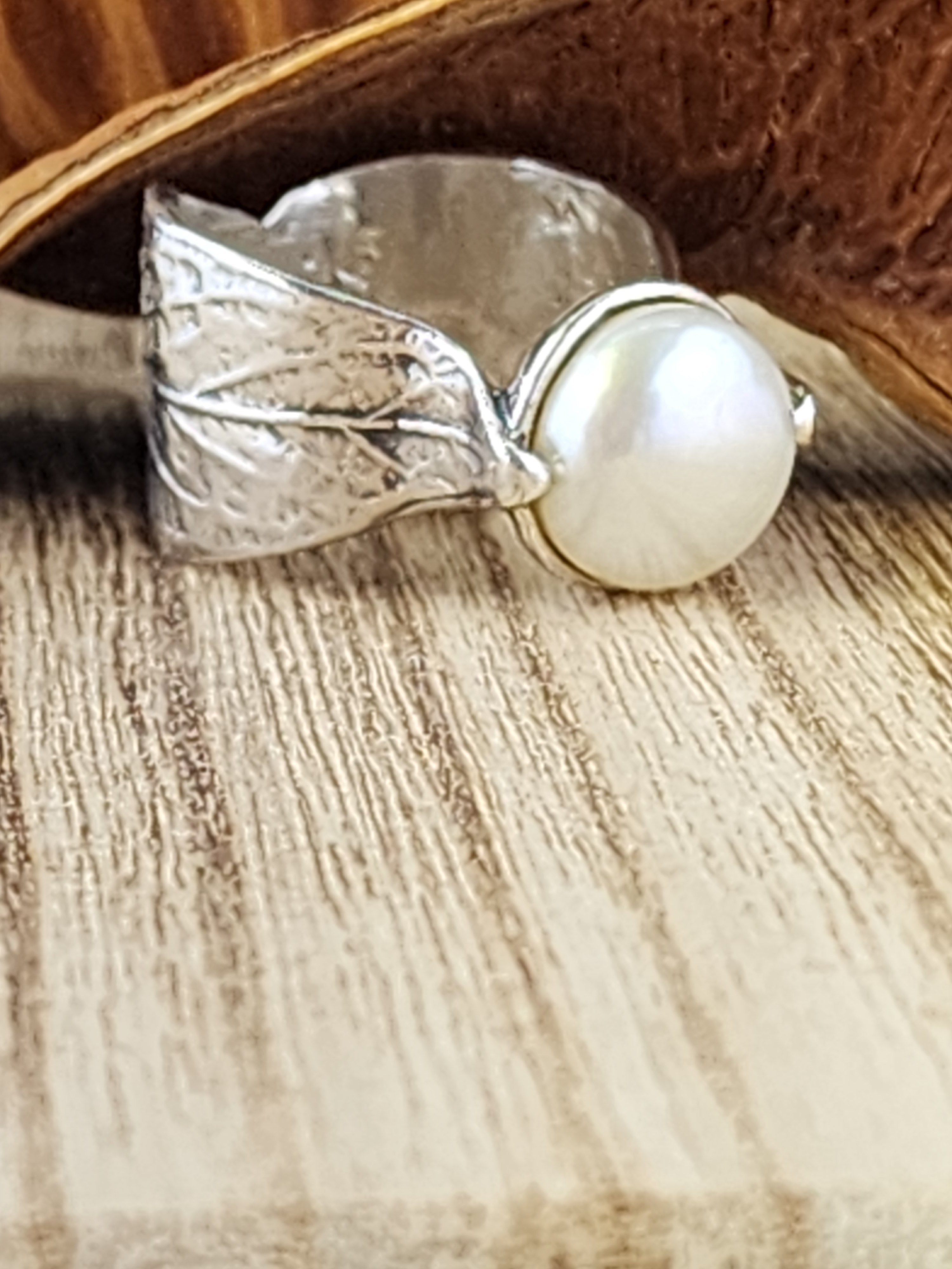 Silpada Fresh Water Pearl Sterling size 8 ring