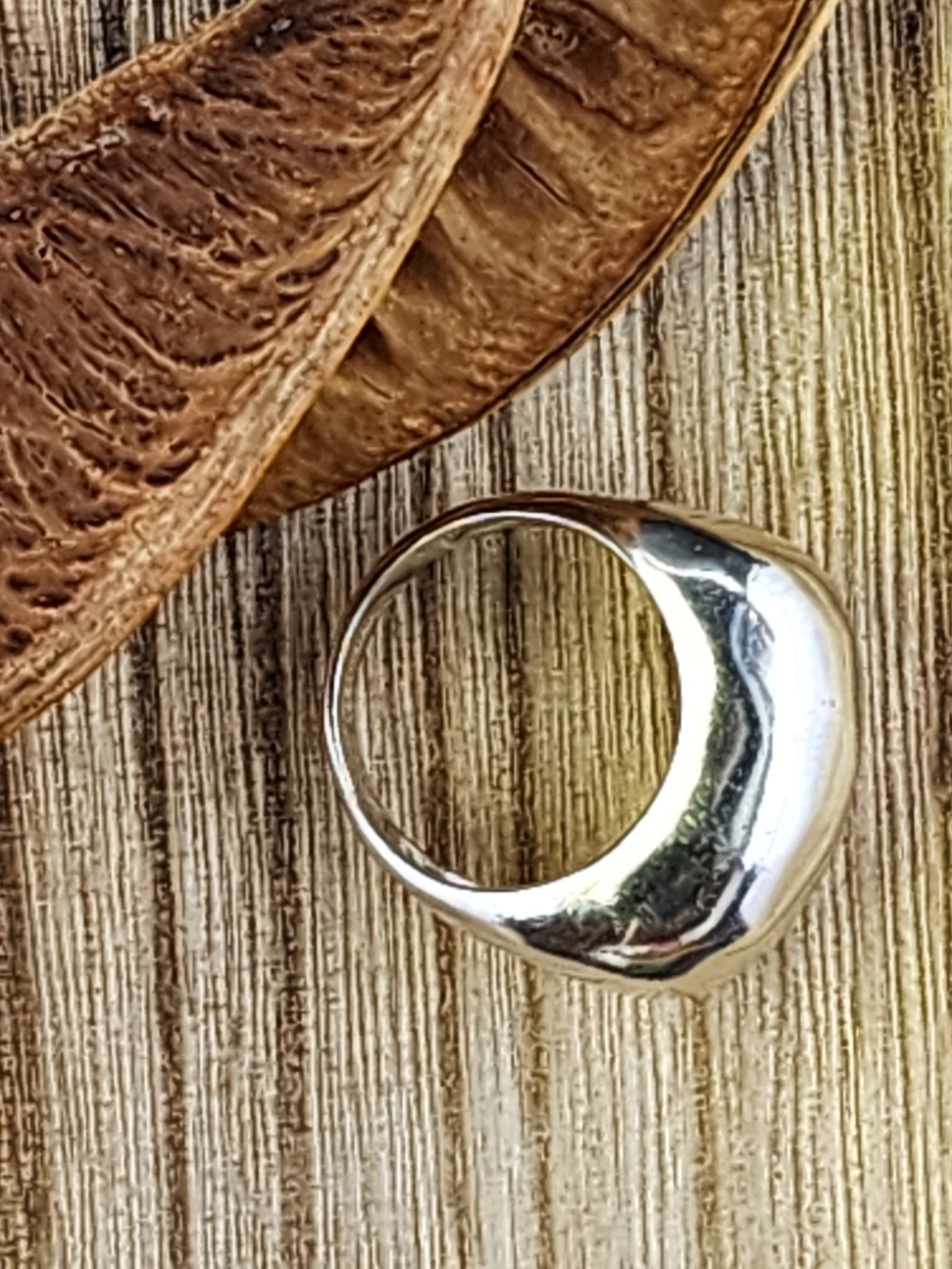 Silpada domed Sterling silver hammered ring size 8