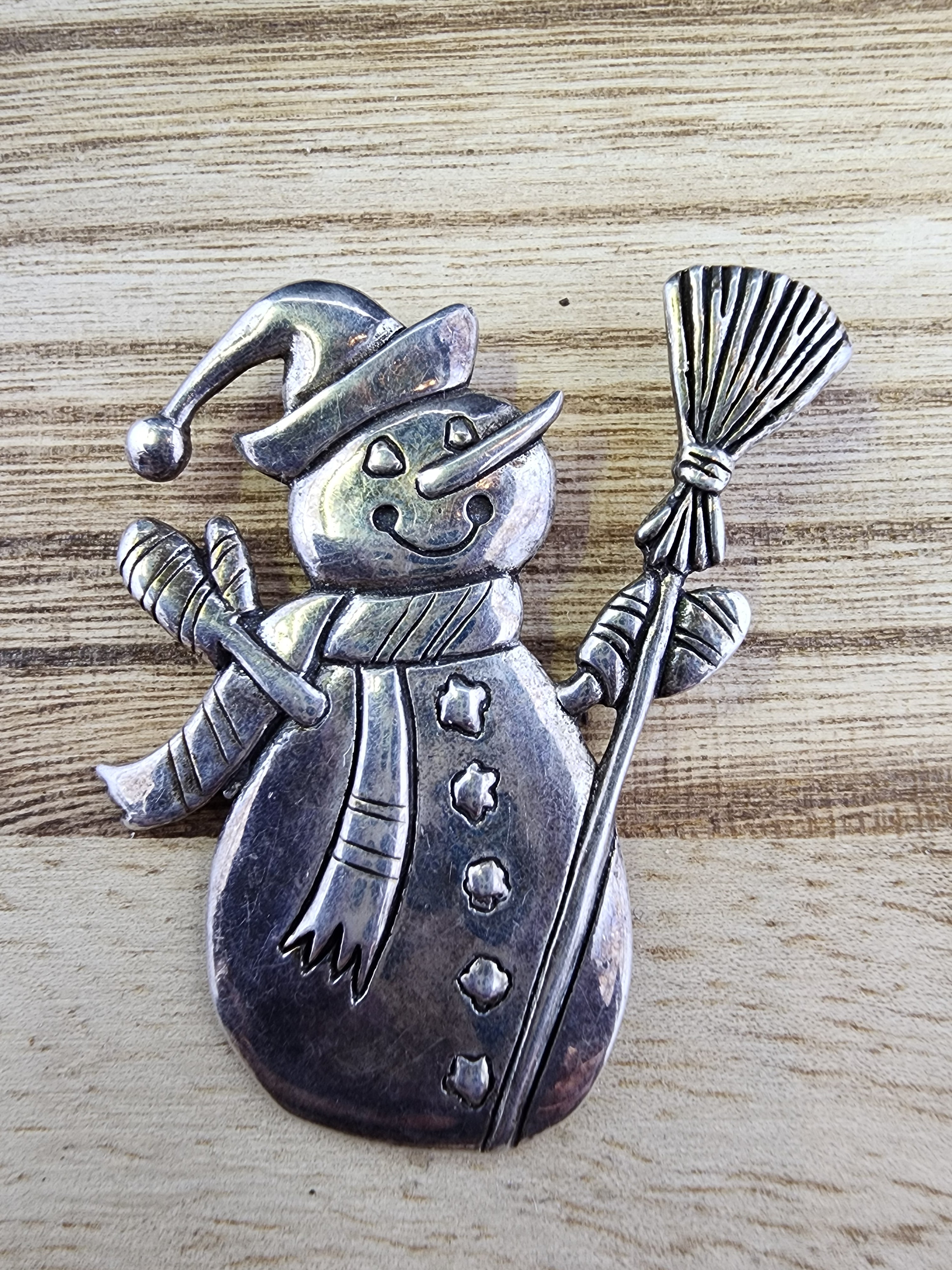 Snowman Pendant 925 Hand & Hammer